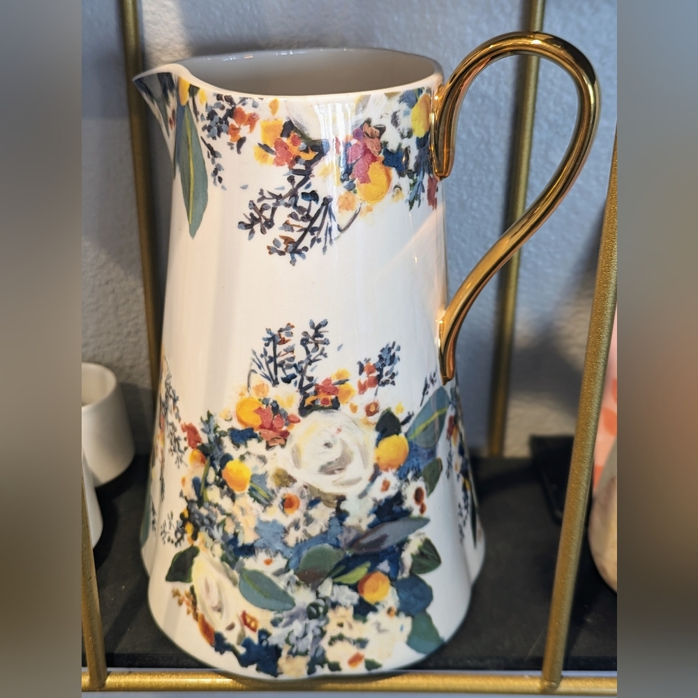 Anthropologie Botanica Pitcher